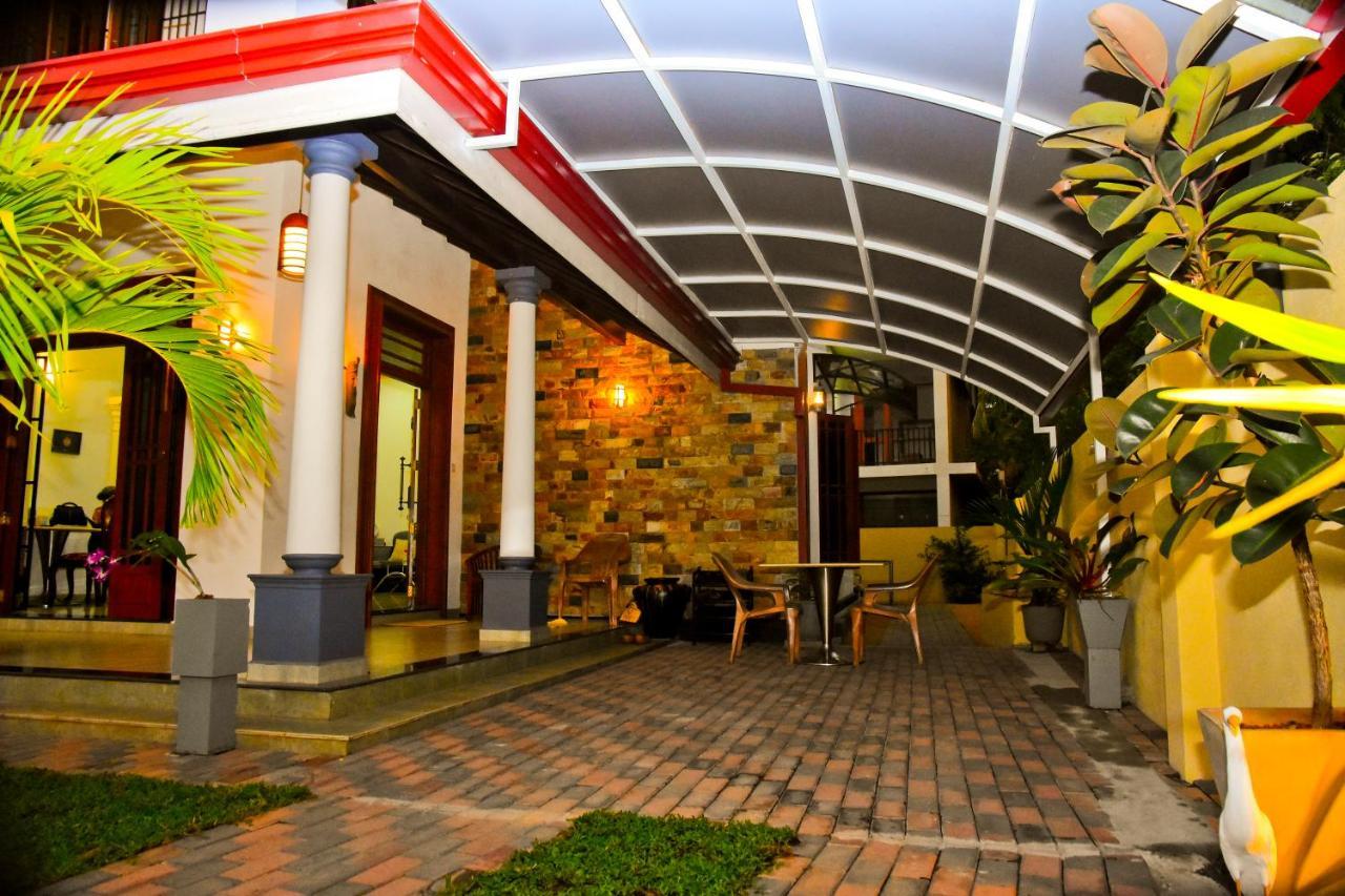 Grand Royal Villa Negombo Eksteriør billede